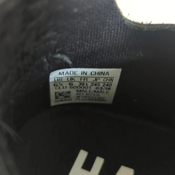 Adidas Harden Vol 2 LS Buckle Sneakers - Picture 13 of 13